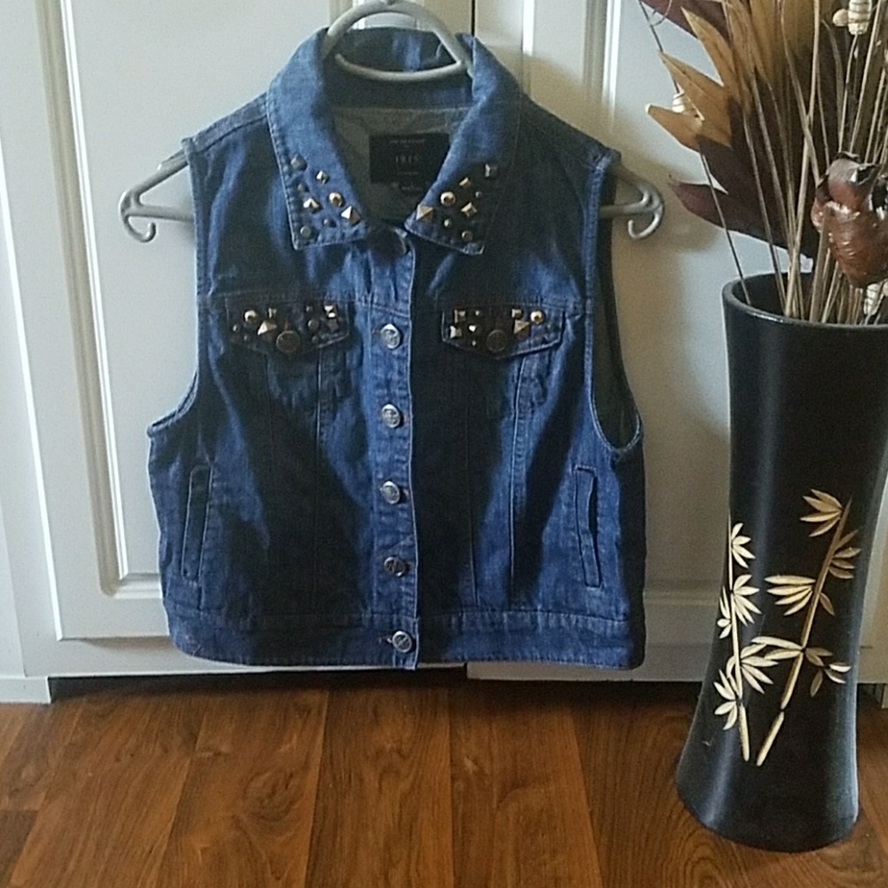 Vest